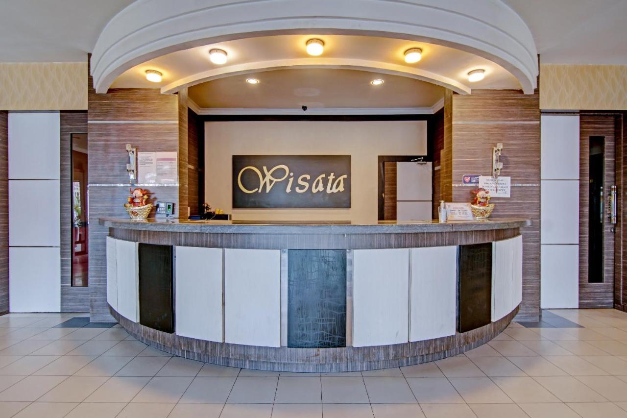 Oyo 90697 Hotel Wisata ドゥマイ エクステリア 写真